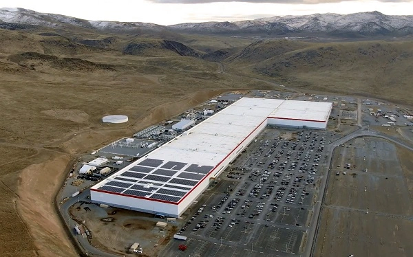 Tesla Gigafactory v Nevadě v USA