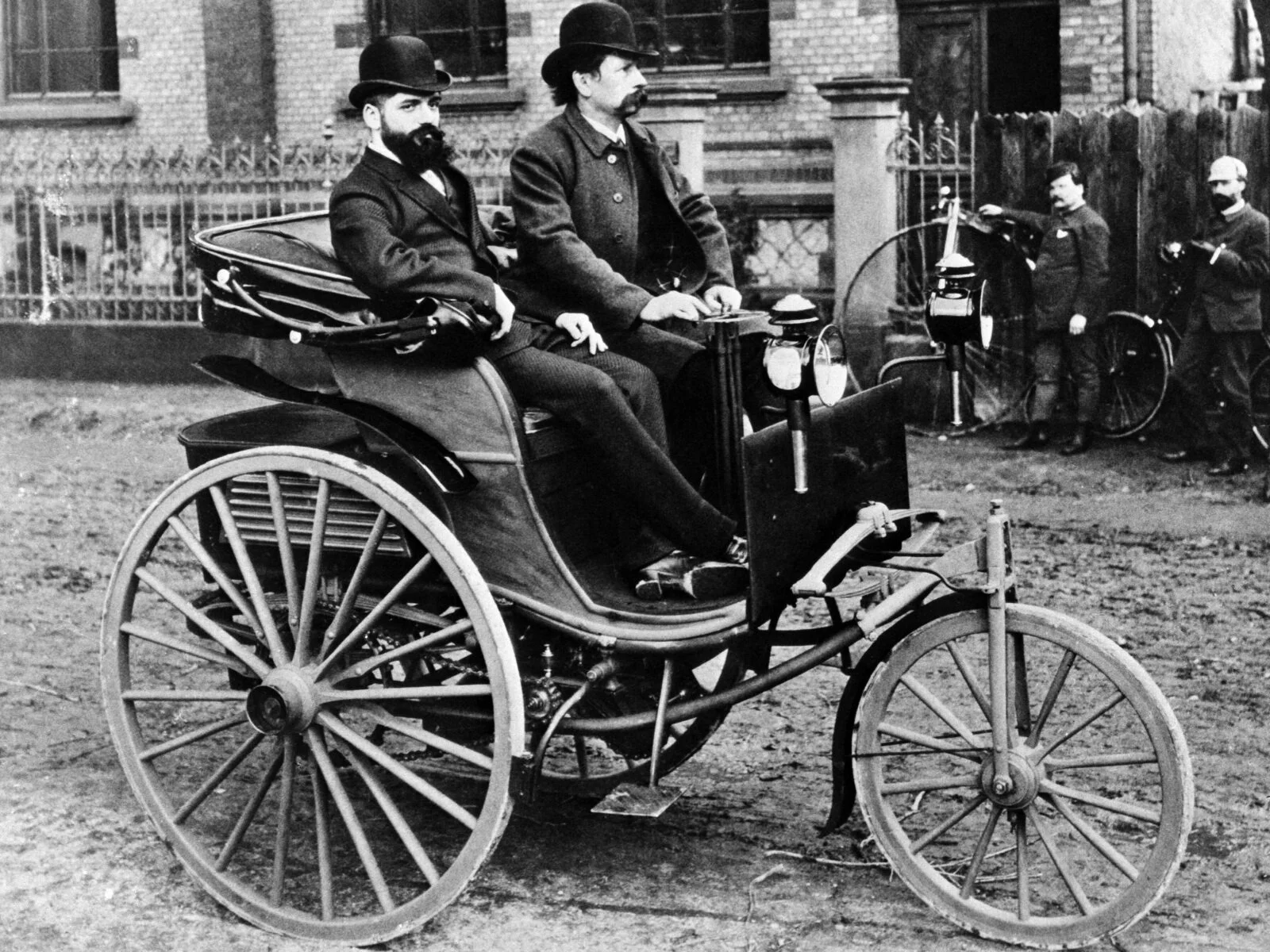 Carl Benz první cesta autem