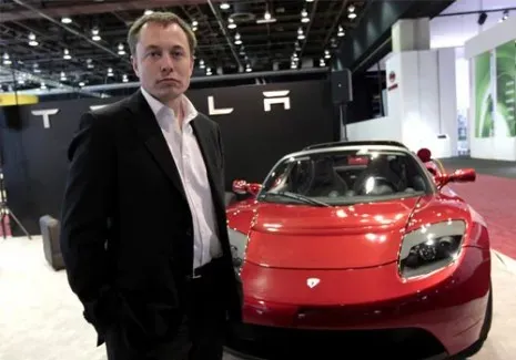 Elon Musk s Tesla Roadster v roce 2008