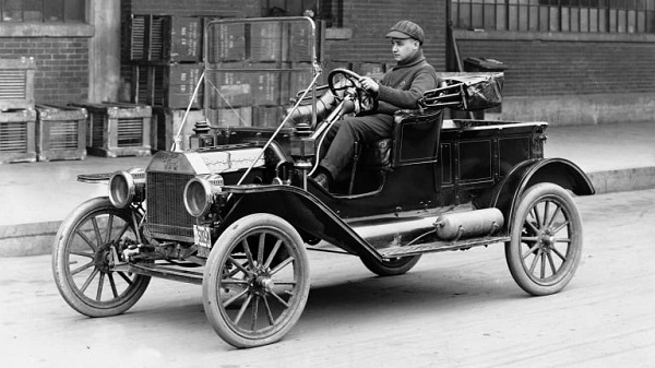 První Ford Model T 1908