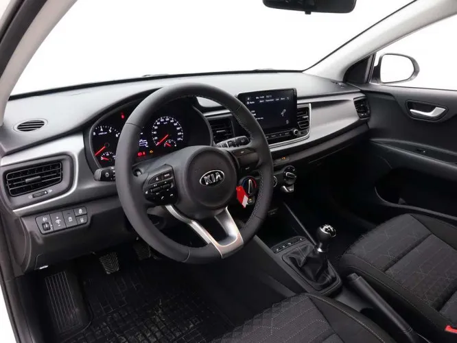 Kia Rio 1.2i 84 Must + Connect Pack + Winter Pack + ALU15 Image 8