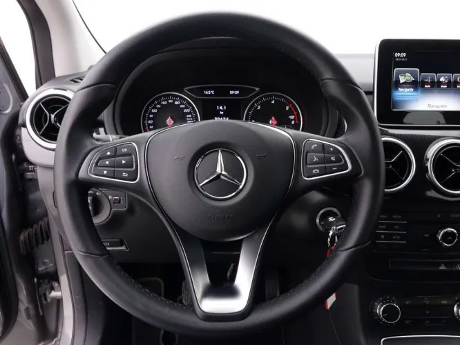Mercedes-Benz B-Klasse B180d Edition + GPS + Camera Image 10