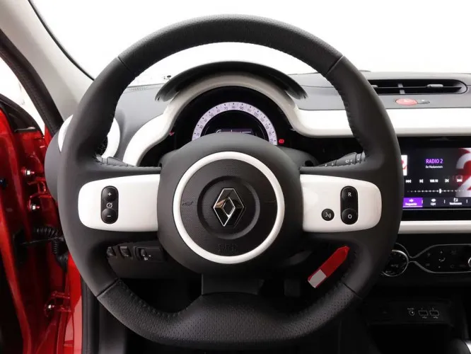Renault Twingo E-Tech ZEN + Pack Look + Carplay Image 10