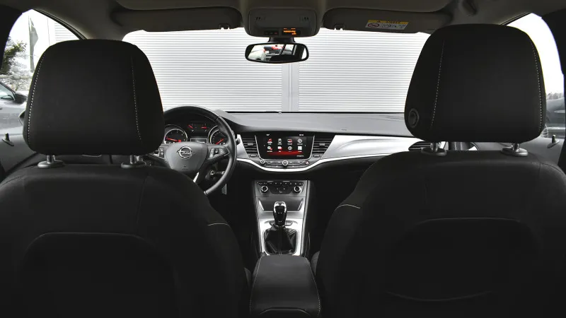 Opel Astra Sports Tourer 1.6 CDTi Business Image 9