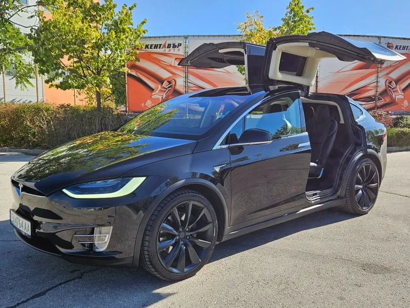Tesla Model X 100D Carbon/Black Edition Image 1