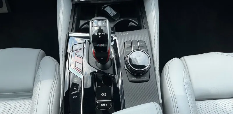 BMW M5 xDrive =Carbon= BMW Individual/ShadowLine Гаранция Image 8