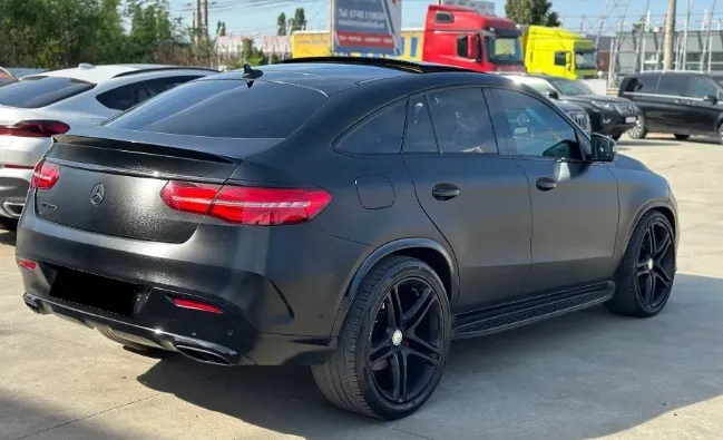 Mercedes-Benz GLE 43 AMG 4MATIC Coupe / 450 AMG Image 5