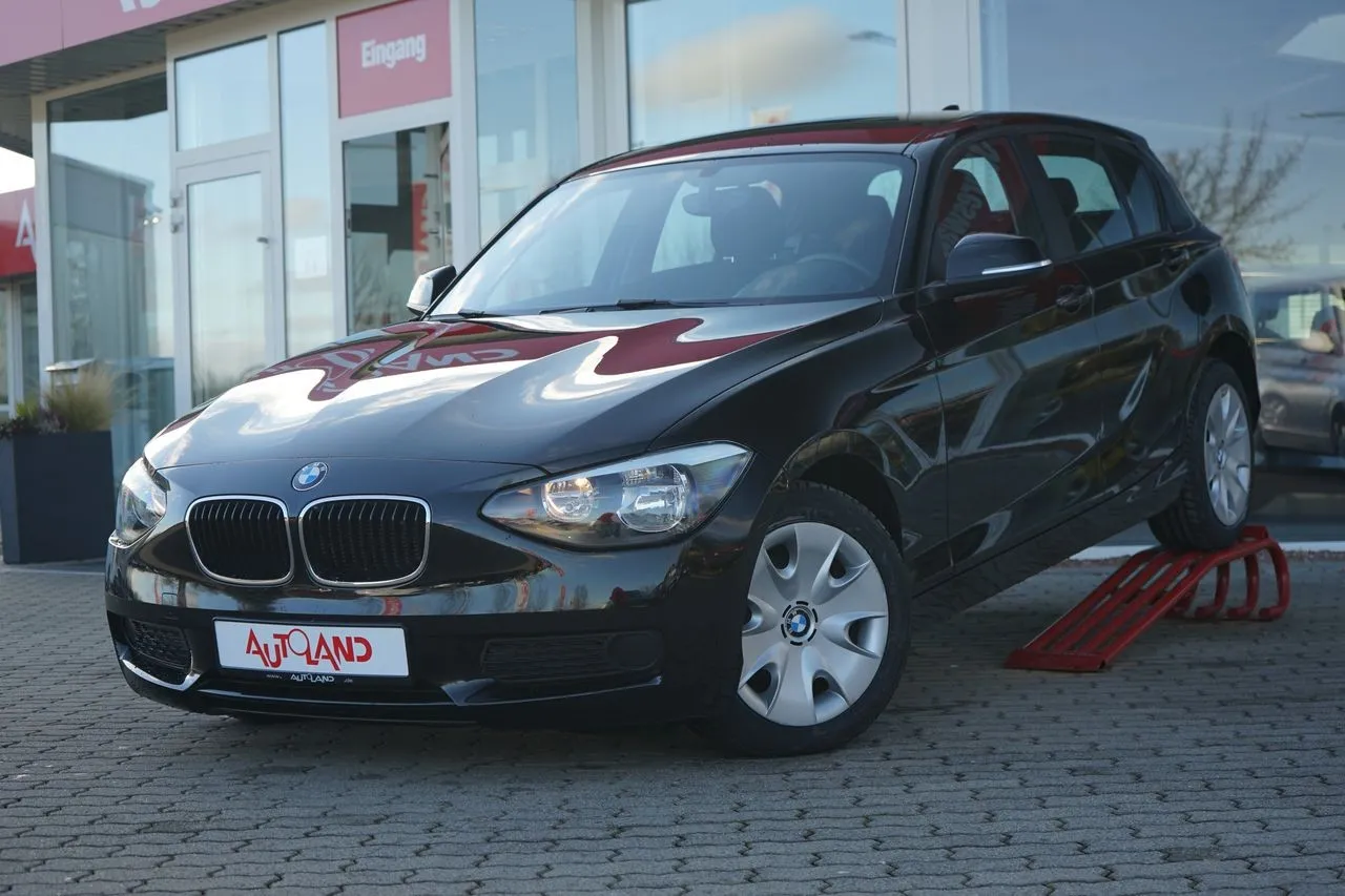 BMW 1er Reihe 114i Sitzheizung...  Image 1