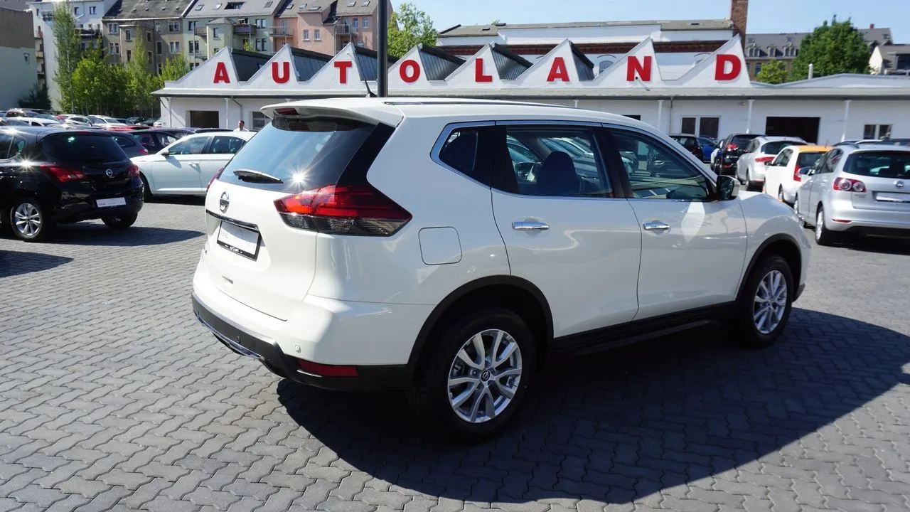 Nissan X-Trail 1.3 DIG-T AT...  Image 5