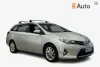 Toyota Auris Touring Sports 1,6 Active*Moottorinlämmitin / Navi / Vakkari / P-Kamera* Thumbnail 1