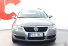Volkswagen Passat Variant Comfortline 1,4 TSI 90 kW DSG-automaatti - / Lohkolämmitin + sisätilanpistoke / Sähkötakaluukku / Vakkari / Vetokoukku / JUURI KATSASTETTU Uusi akku... Thumbnail 8