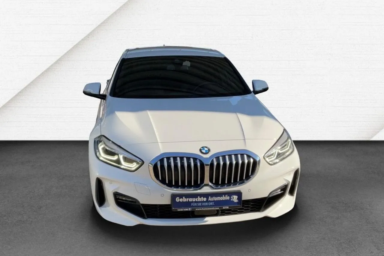 BMW Serie 1 118i 5p. Msport Image 3