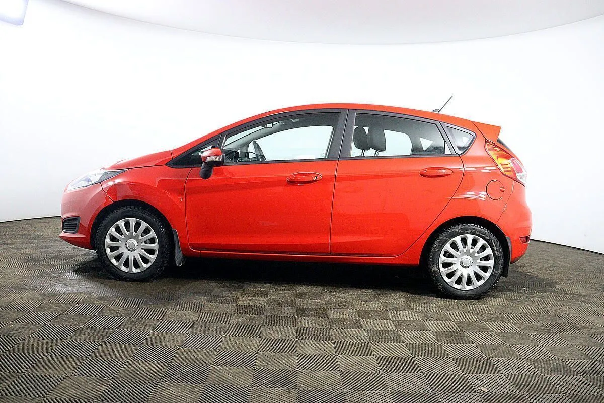 Ford Fiesta  Image 8