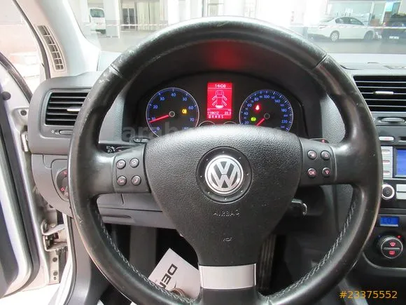Volkswagen Golf 1.6 FSi Midline Plus Image 9