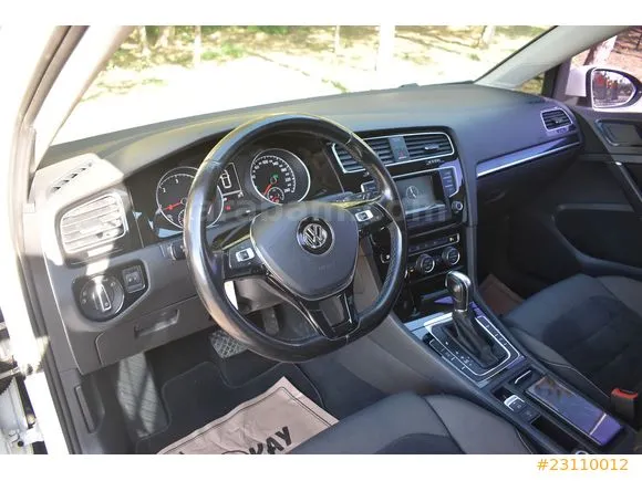 Volkswagen Golf 1.6 TDi BlueMotion Comfortline Image 8