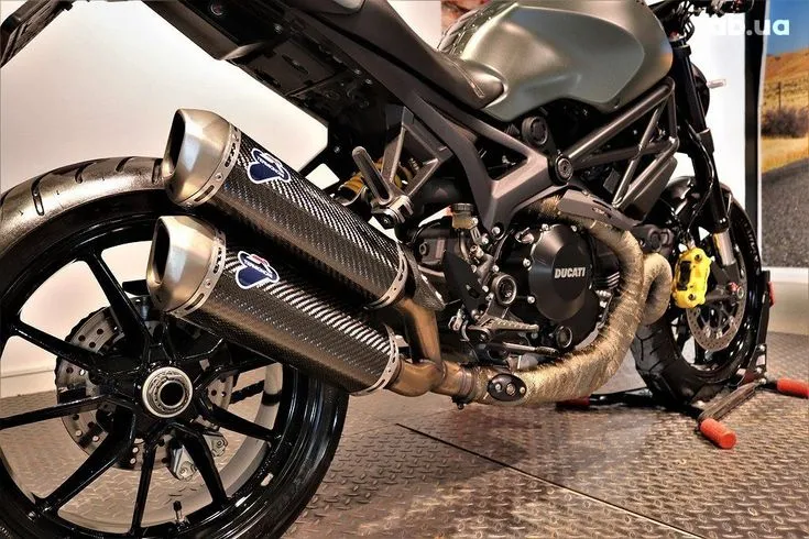 Ducati Monster  Image 9