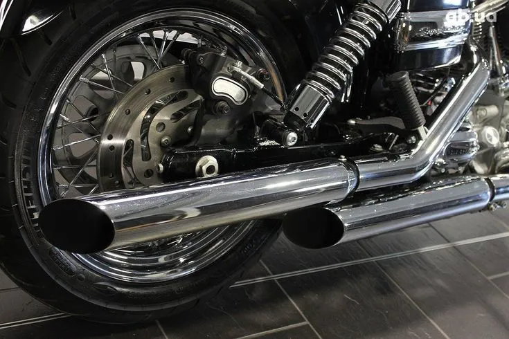 Harley-Davidson FXDC  Image 6