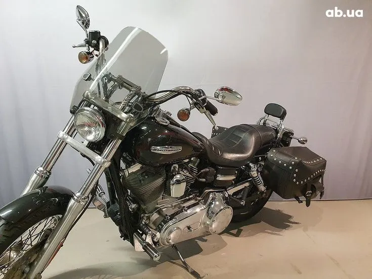 Harley-Davidson FXDC  Image 5