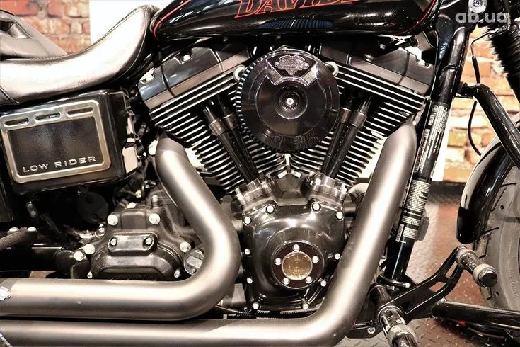 Harley-Davidson FXDL  Image 8